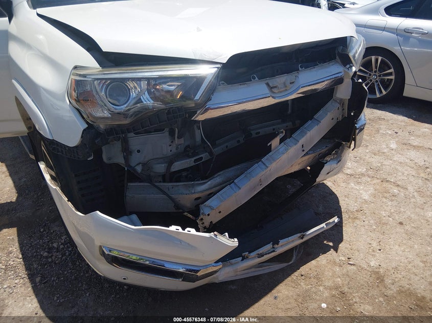 2018 Toyota 4Runner Limited VIN: JTEBU5JR5J5585729 Lot: 45576348