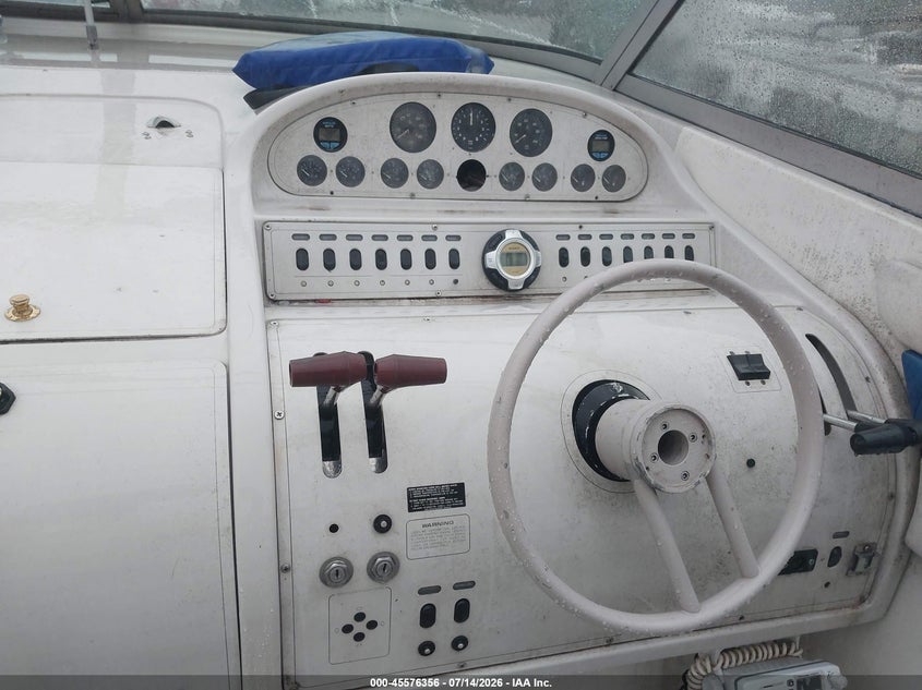 1992 REGAL 39' auction photo 7