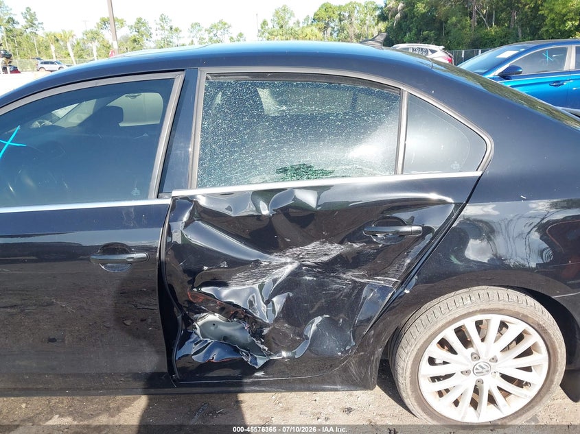 2016 VOLKSWAGEN JETTA auction photo 6