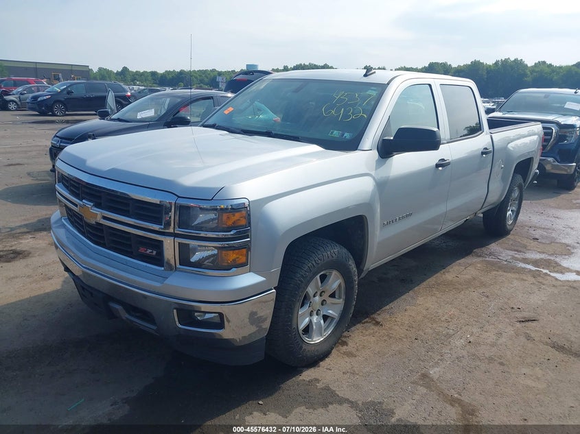 2014 Chevrolet Silverado, Правый бок, IAAI, VIN 1GCUKREC3EF193641 — фото 2