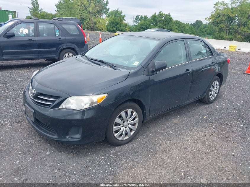 2T1BU4EE4DC124390 2013 Toyota Corolla Le photo 1