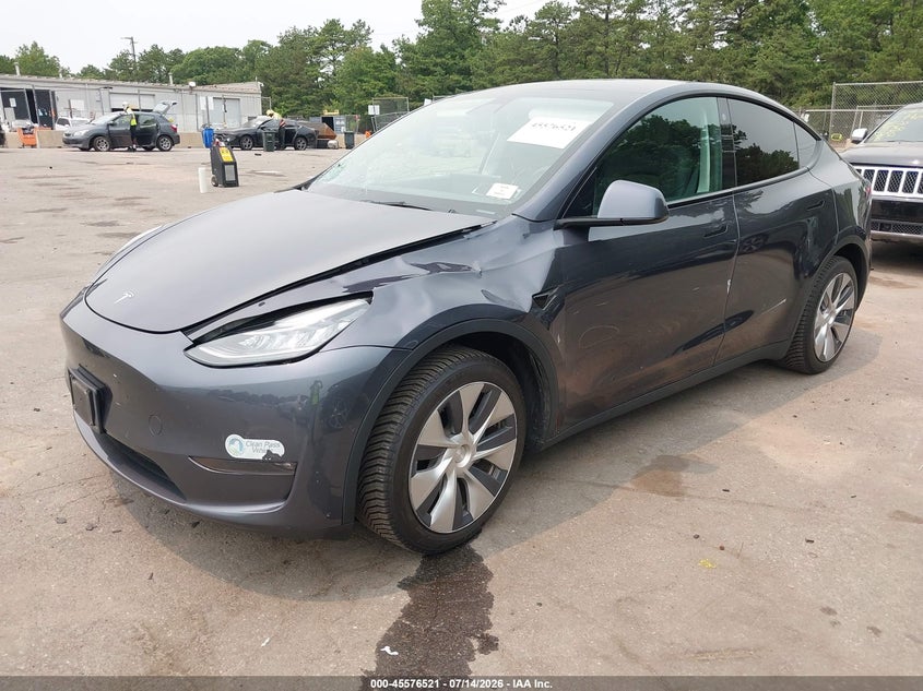 2021 Tesla Model Y Long Range Dual Motor All-Wheel Drive VIN: 5YJYGAEE1MF292113 Lot: 45576521