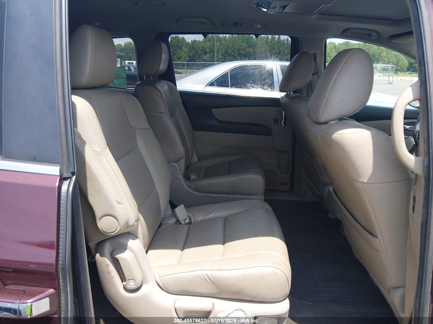 2015 HONDA ODYSSEY auction photo 8