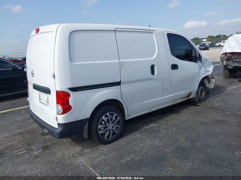 2018 NISSAN NV200 auction photo 4