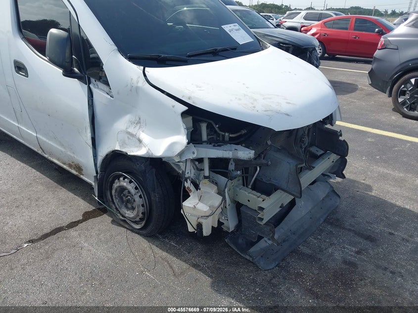 2018 NISSAN NV200 auction photo 6