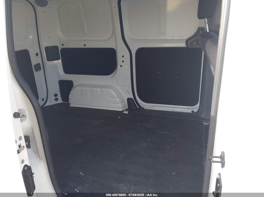 2018 NISSAN NV200 auction photo 8