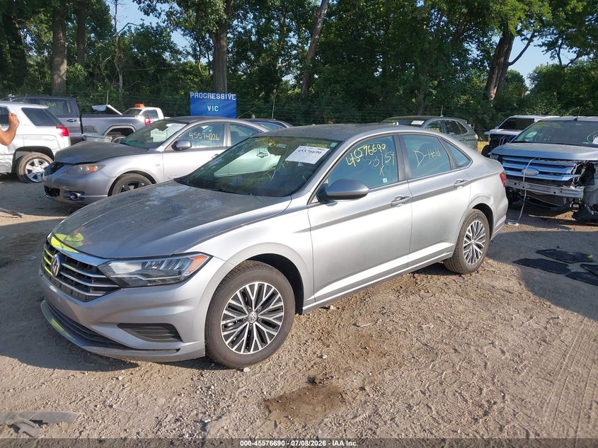 2021 VOLKSWAGEN JETTA auction photo 2