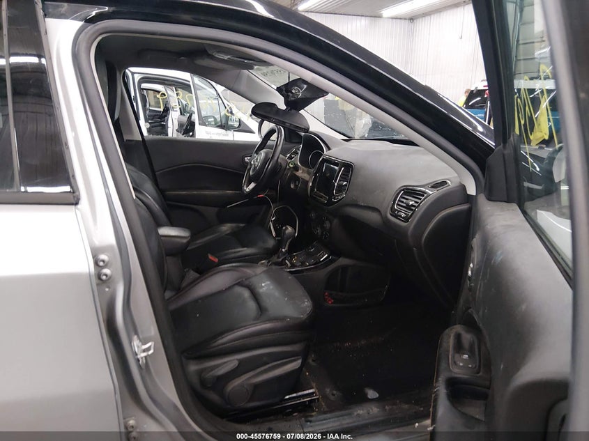 JEEP COMPASS 2018 VIN 3C4NJDCB9JT399342