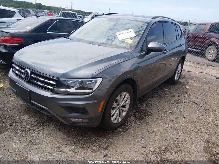 2018 Volkswagen Tiguan 2.0T S, Left Rear, IAAI, VIN 3VV1B7AX3JM037336 — photo 2