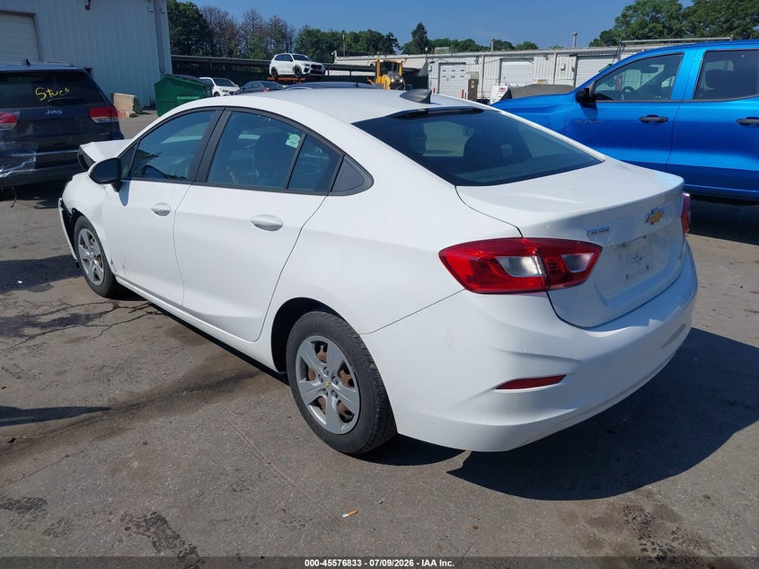 2018 CHEVROLET CRUZE auction photo 3