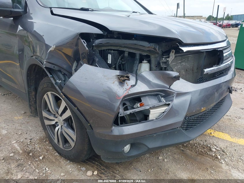 2017 HONDA PILOT auction photo 6