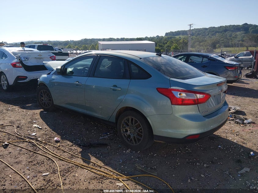 Vin: 1fahp3f29cl304574, lot: 46075258, ford focus se 20123