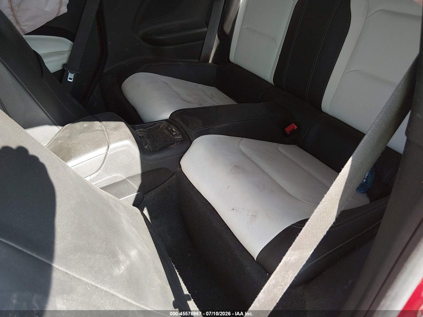2016 CHEVROLET CAMARO auction photo 8