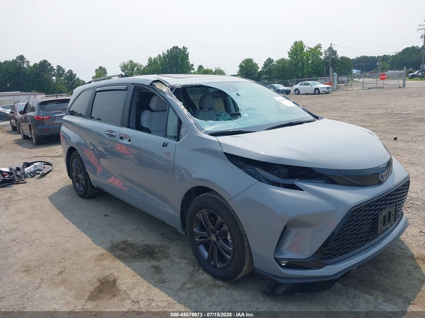 2025 TOYOTA SIENNA auction photo 6