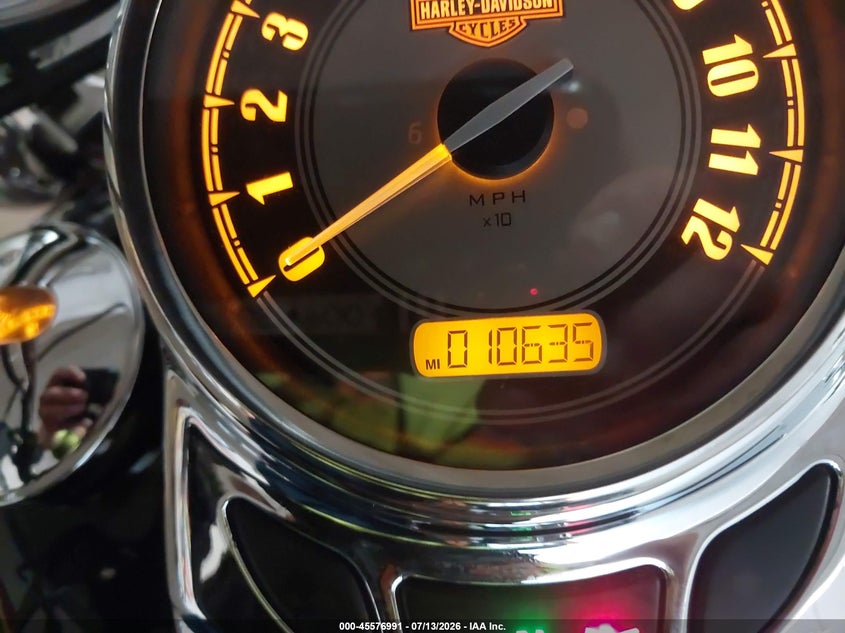 2012 HARLEY-DAVIDSON FLSTC auction photo 7