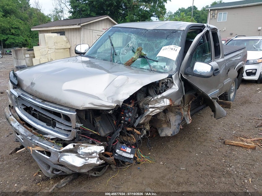 2002 GMC SIERRA 2500HD auction photo 6