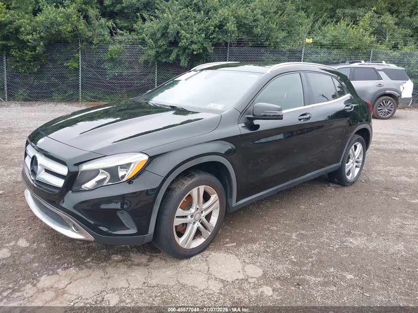 2017 MERCEDES-BENZ GLA 250 auction photo 2