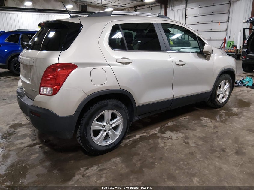 2016 CHEVROLET TRAX auction photo 4