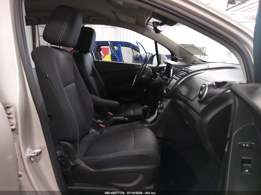 2016 CHEVROLET TRAX auction photo 5