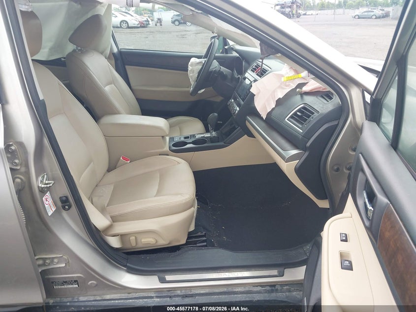 2017 SUBARU OUTBACK auction photo 5