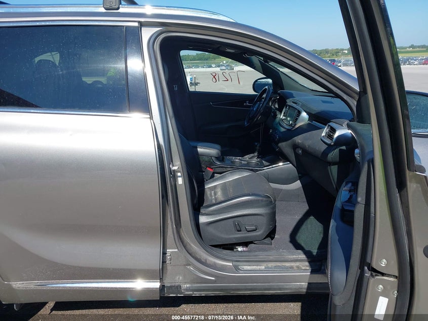 2017 KIA SORENTO auction photo 5