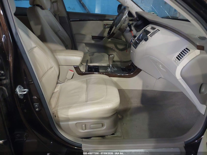 2011 HYUNDAI AZERA auction photo 5