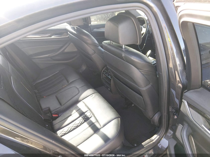 2017 BMW 540I auction photo 8