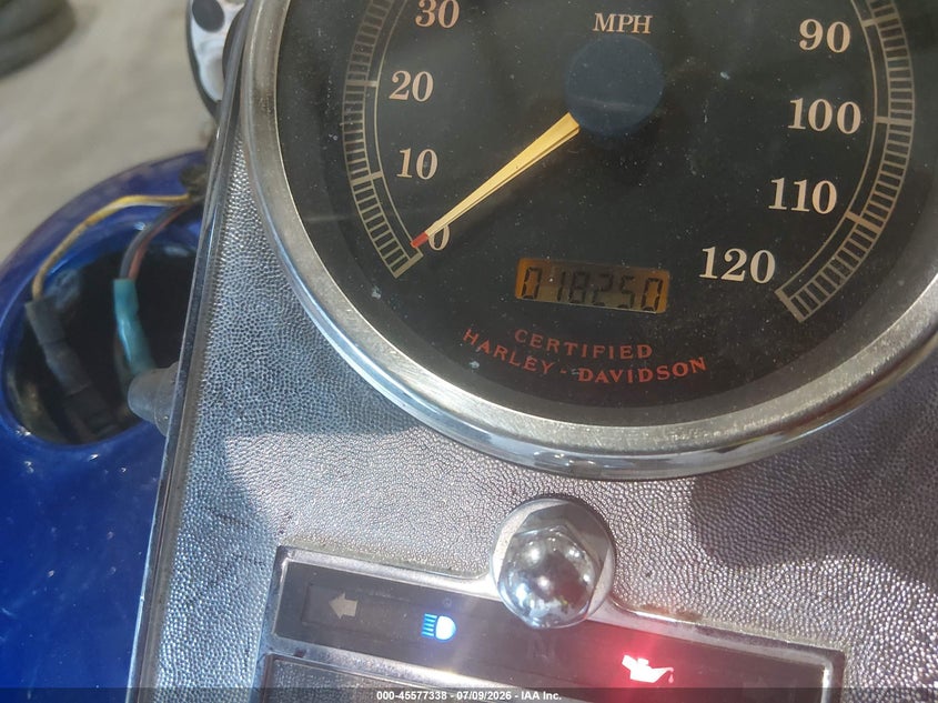 2002 HARLEY-DAVIDSON FXDWG auction photo 7