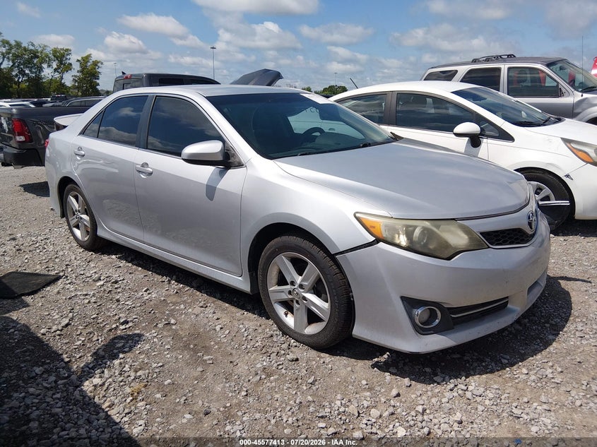 2014 TOYOTA CAMRY auction photo 1