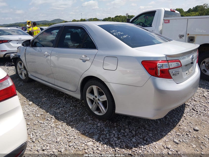 2014 TOYOTA CAMRY auction photo 3