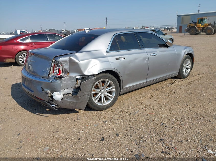 2016 CHRYSLER 300C — zdjęcie 4