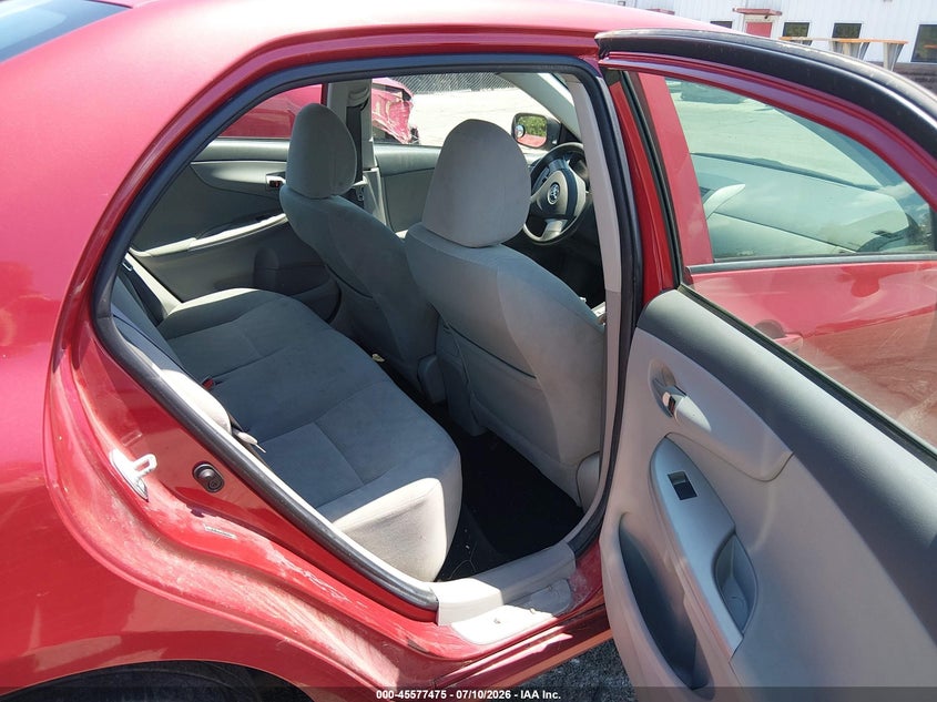 2010 TOYOTA COROLLA auction photo 8