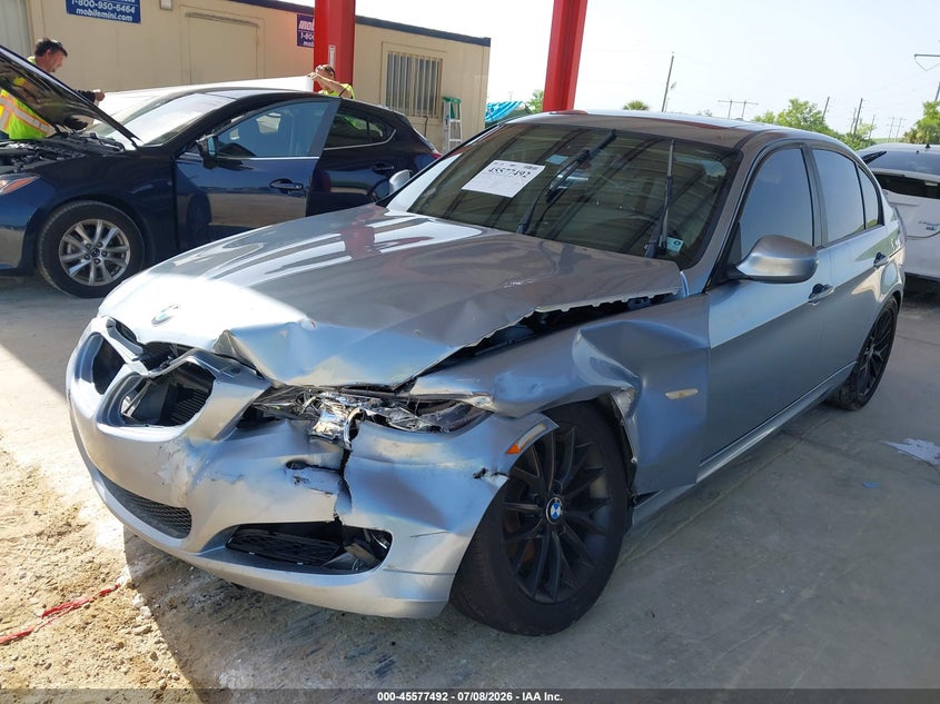2011 BMW 328I auction photo 2