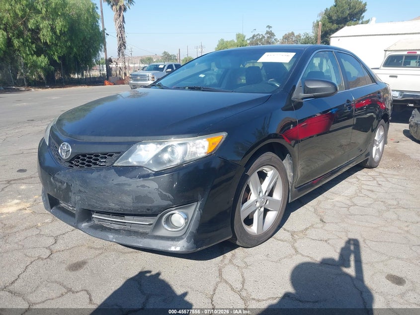 4T1BF1FK5EU769935 2014 TOYOTA CAMRY SE photo 1