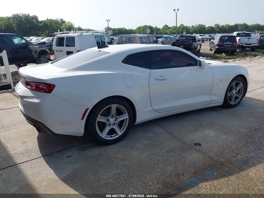 2017 CHEVROLET CAMARO auction photo 4