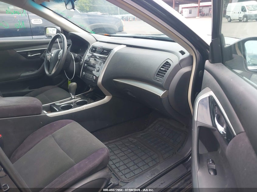 2013 NISSAN ALTIMA auction photo 5