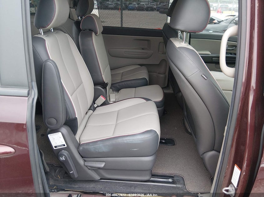2018 KIA SEDONA auction photo 7