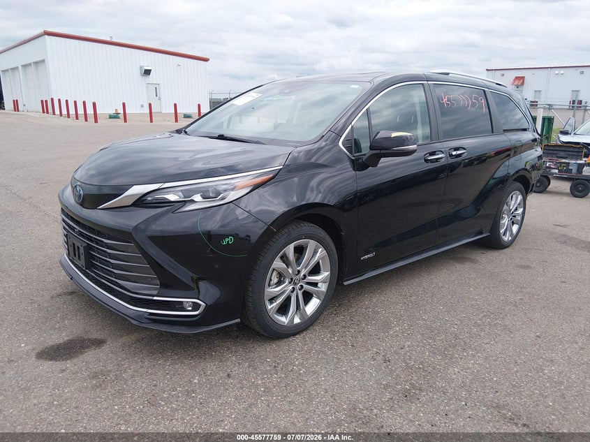 2021 Toyota Sienna, Rear, IAAI, VIN 5TDERKEC5MS012254 — photo 2