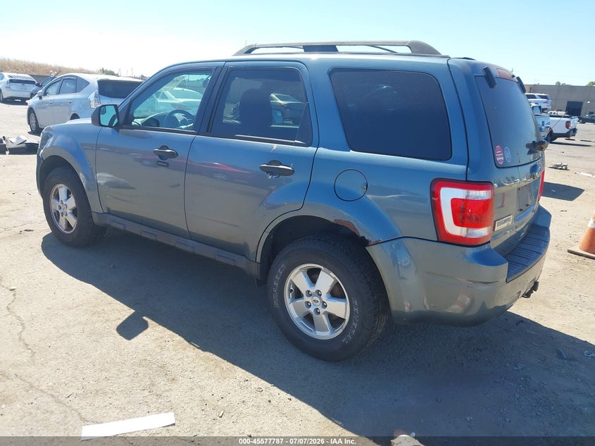 Vin: 1fmcu9dg7ckb16765, lot: 46076140, ford escape xlt 20123
