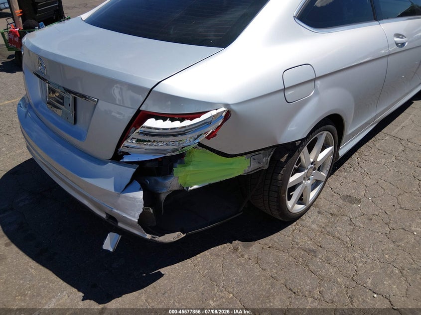 2014 MERCEDES-BENZ C 250 auction photo 6