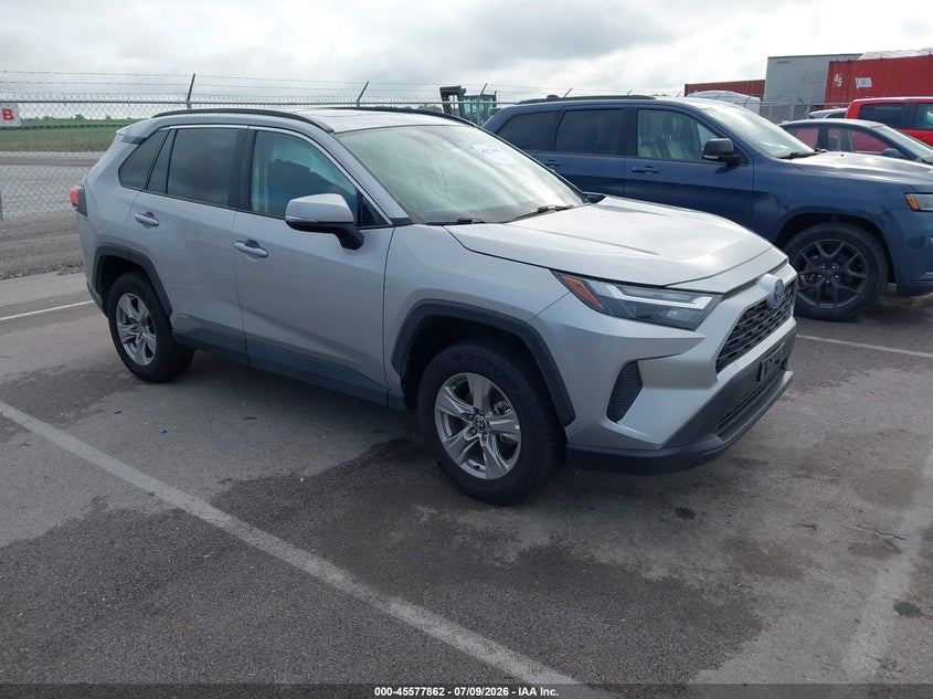 2023 TOYOTA RAV4 HYBRID XLE