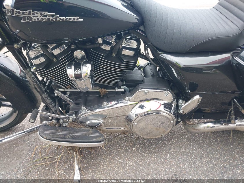 2018 Harley-Davidson Flhx Street Glide VIN: 1HD1KBC13JB638777 Lot: 45577952