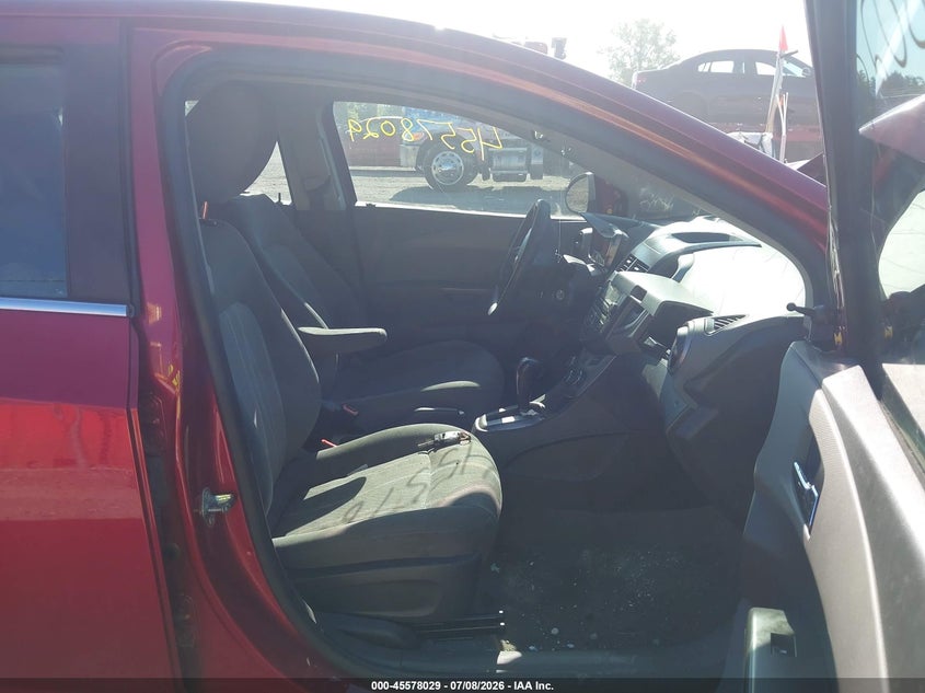 2015 CHEVROLET SONIC auction photo 5