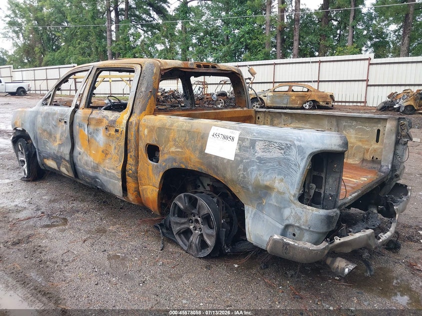 2019 RAM 1500 auction photo 3