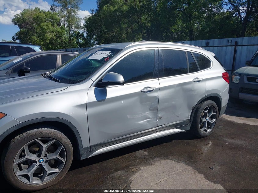 2016 BMW X1 auction photo 6