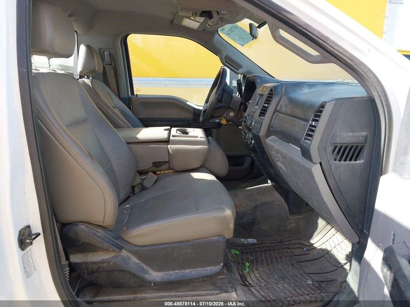 2019 FORD F-550 CHASSIS auction photo 5