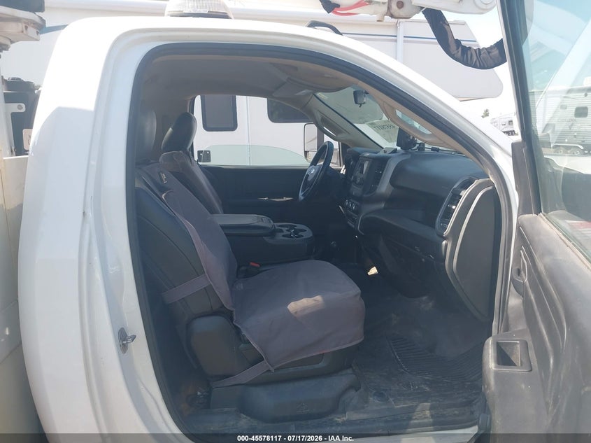 2019 RAM 5500 CHASSIS auction photo 5
