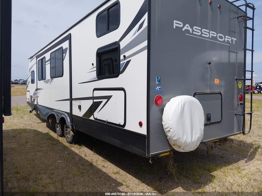 2021 KEYSTONE RV PASSPORT auction photo 3