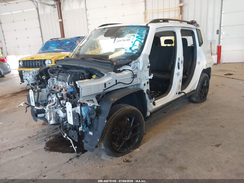 2020 JEEP RENEGADE auction photo 2