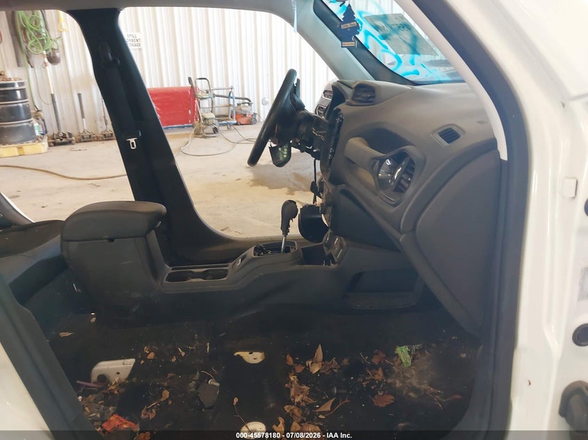 2020 JEEP RENEGADE auction photo 5